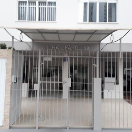 Ótimo Apto. 180 metros da Praia Balneário Camboriú Exterior foto