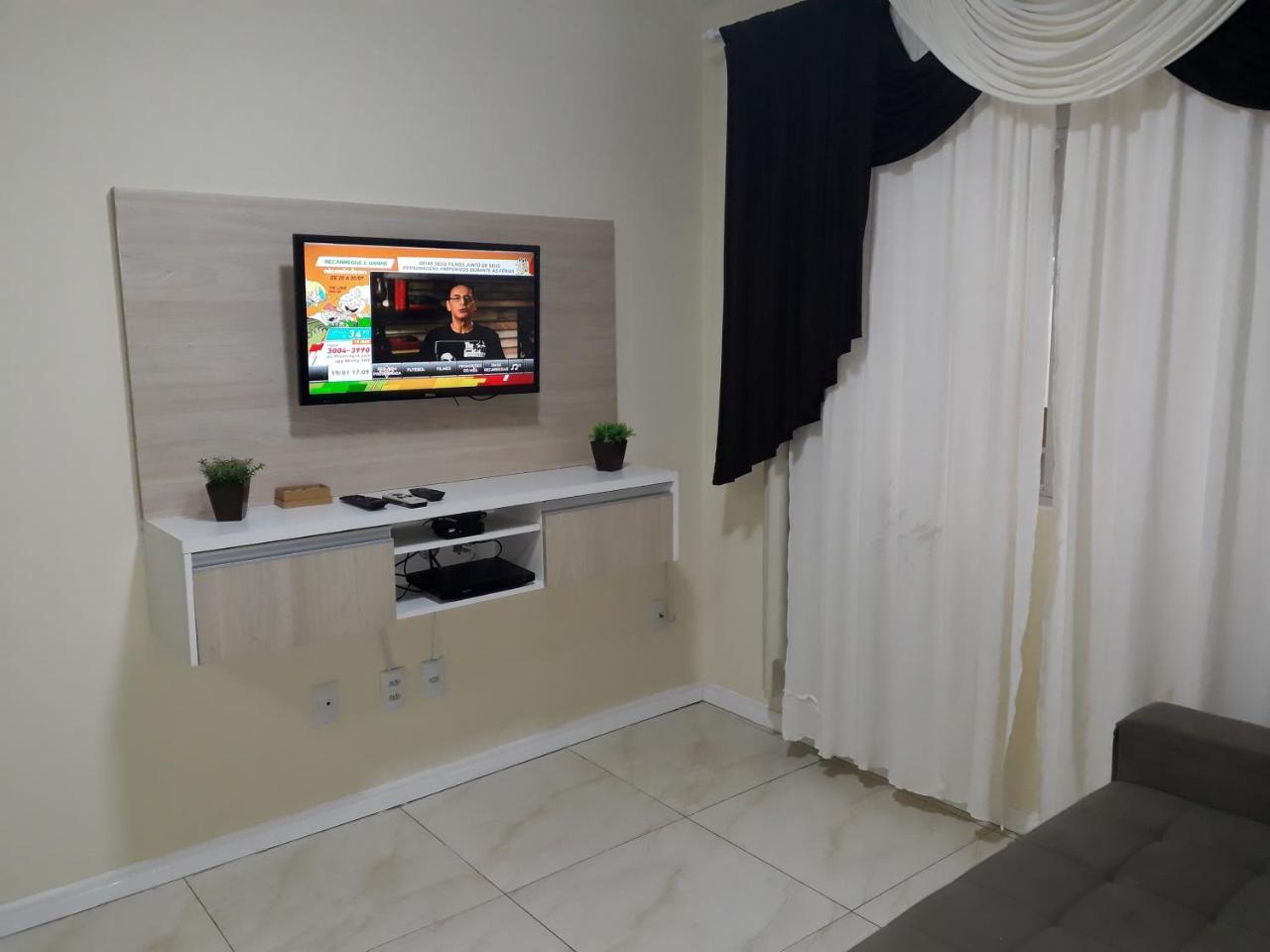 Ótimo Apto. 180 metros da Praia Balneário Camboriú Exterior foto